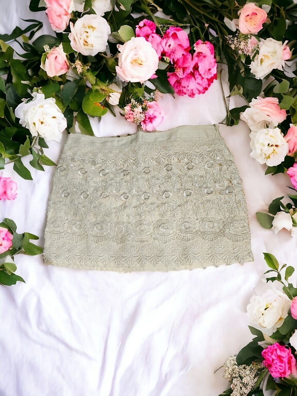 Sans Souci Medium White Mini Skirt